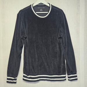 American Eagle Black and white Velour Crewneck Shirt